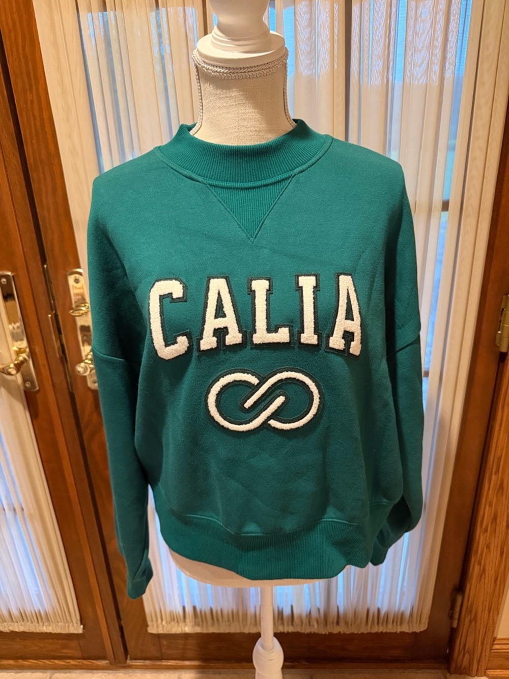 Women’s Calia sweatshirt 💚